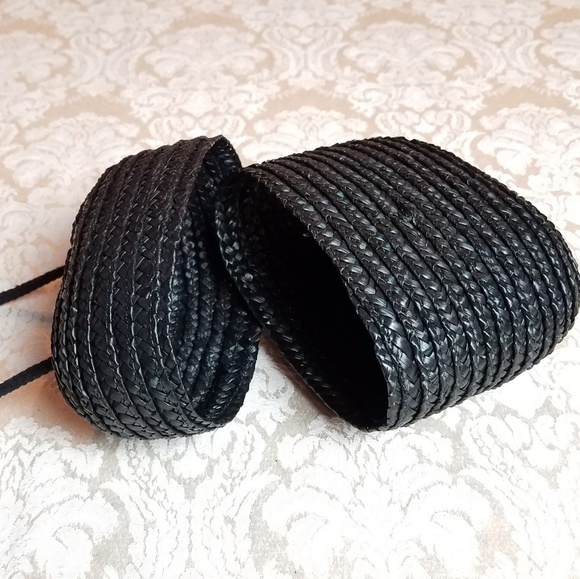 BLACK Rafia Capsule Purse - Picture 5 of 7